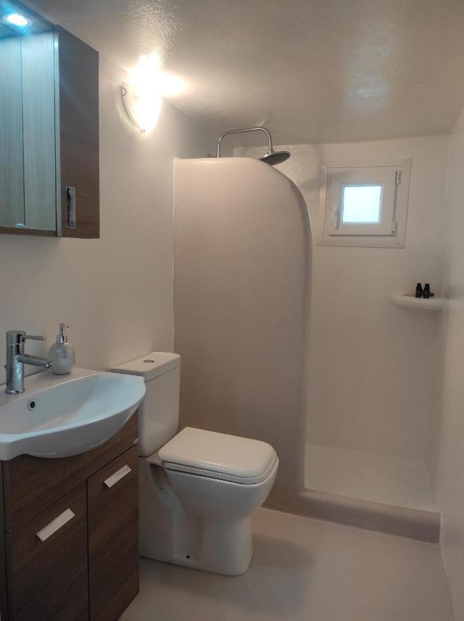 فندق Prickly Pear House Plaka  المظهر الخارجي الصورة