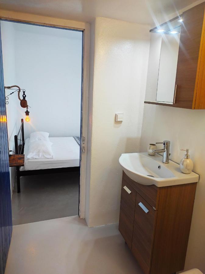 فندق Prickly Pear House Plaka  المظهر الخارجي الصورة
